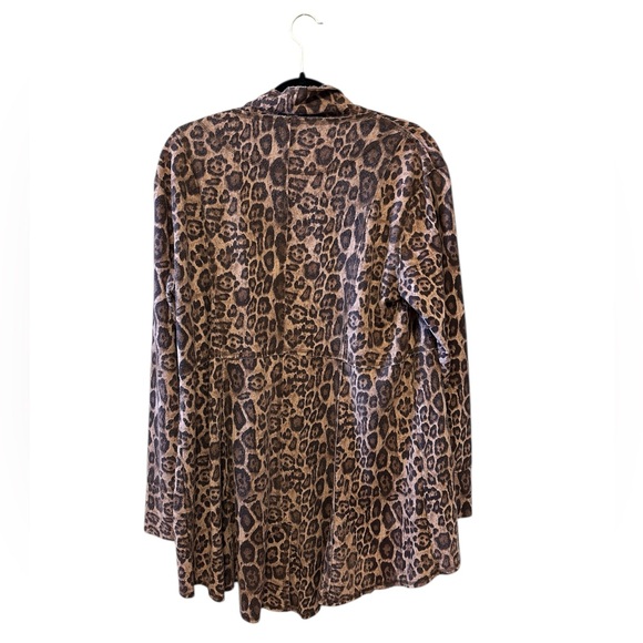 Ethyl Clothing Leopard Print Cardigan Women's Size: Large - Picture 2 of 6